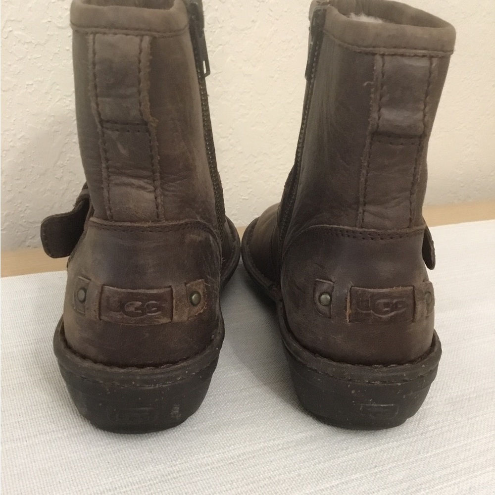UGG Australia Bryce Winter Leather Boots in Lodge Brown Size 6 - Picture 10 of 11
